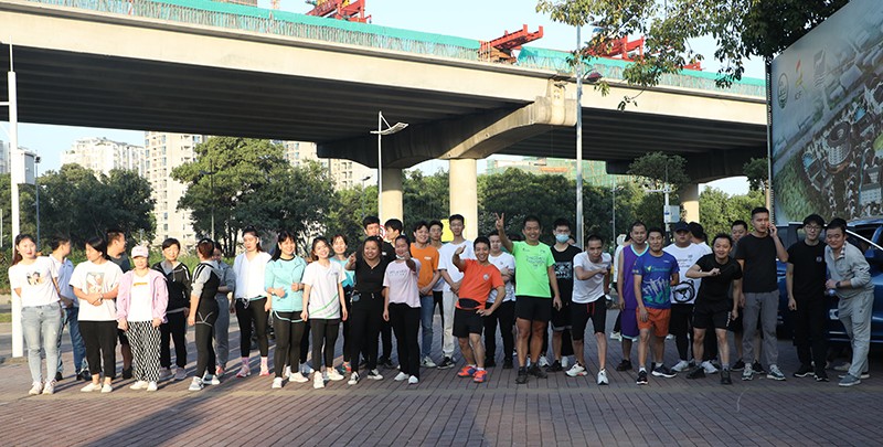 6gongli-800.jpg 八方体育6公里长跑